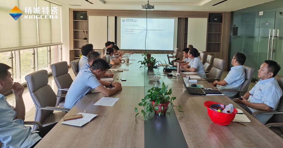 强化专业手艺，，，提高服务水平  营销部开展营业手艺培训